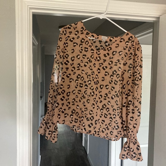 A New Day Leopard Blouse - Picture 3 of 3